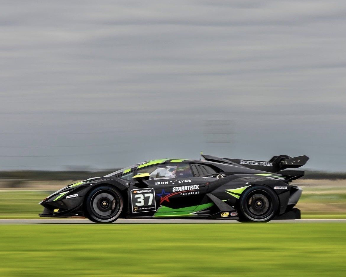 Cecotto dominates The Lamborghini Super Trofeo Asia in Australia