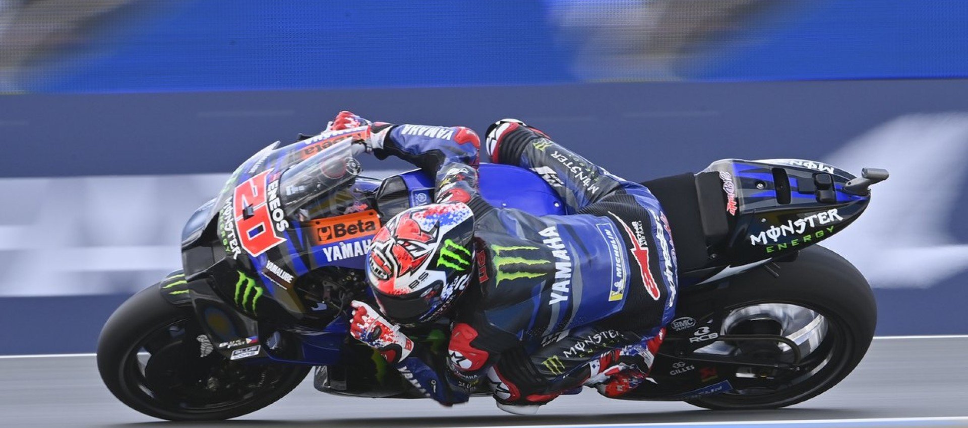 Weekend difficile per Monster Energy Yamaha MotoGP a Le Mans, terminato con una doppia top ten