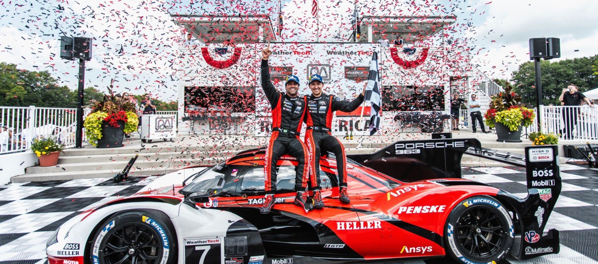 Porsche wins at Road America 